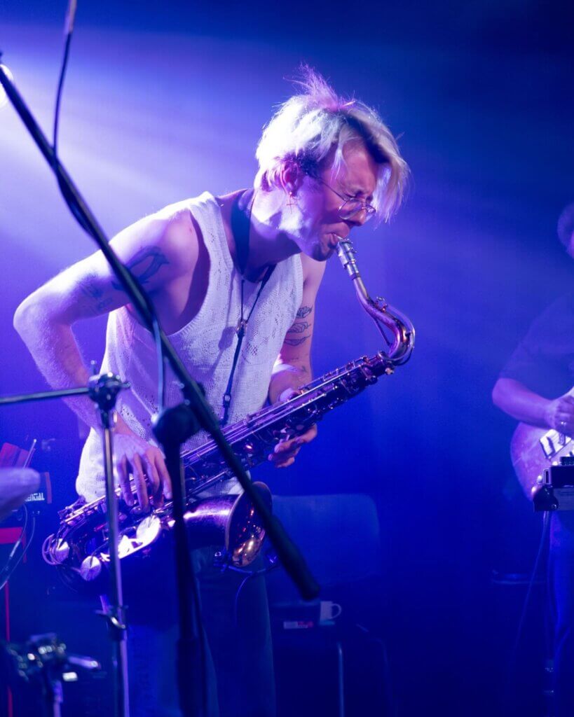 „Chcę, by zespoły jazzowe wiedziały, że w Poznaniu mają grać u mnie”. Wywiad z Moniką Winnicką z klubu 2 Progi w Poznaniu img 0882