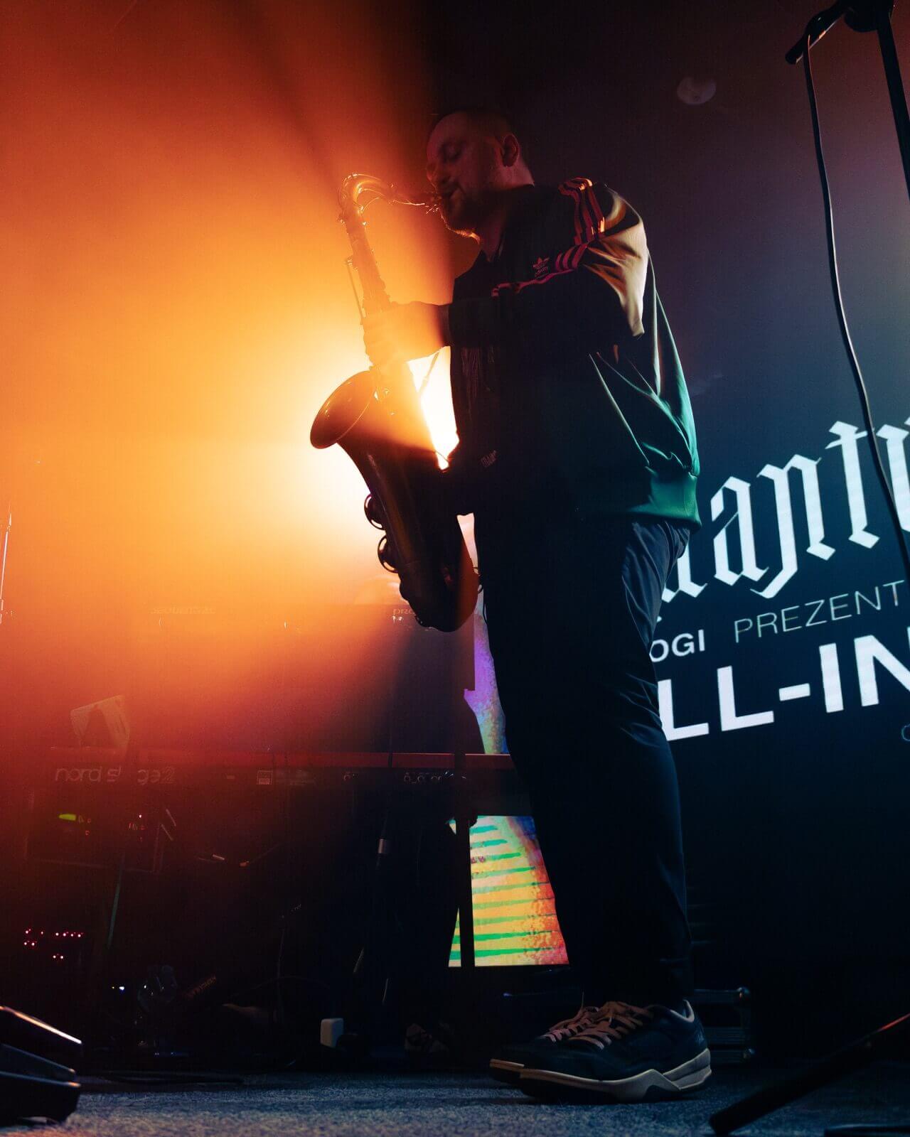 „Chcę, by zespoły jazzowe wiedziały, że w Poznaniu mają grać u mnie”. Wywiad z Moniką Winnicką z klubu 2 Progi w Poznaniu img 9691