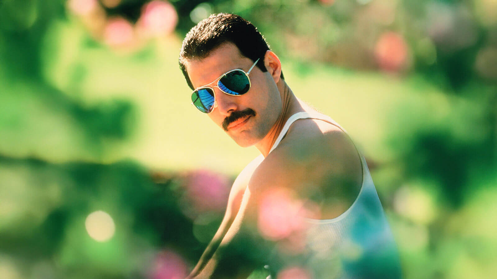 fm mbg 001 queen productions ldt